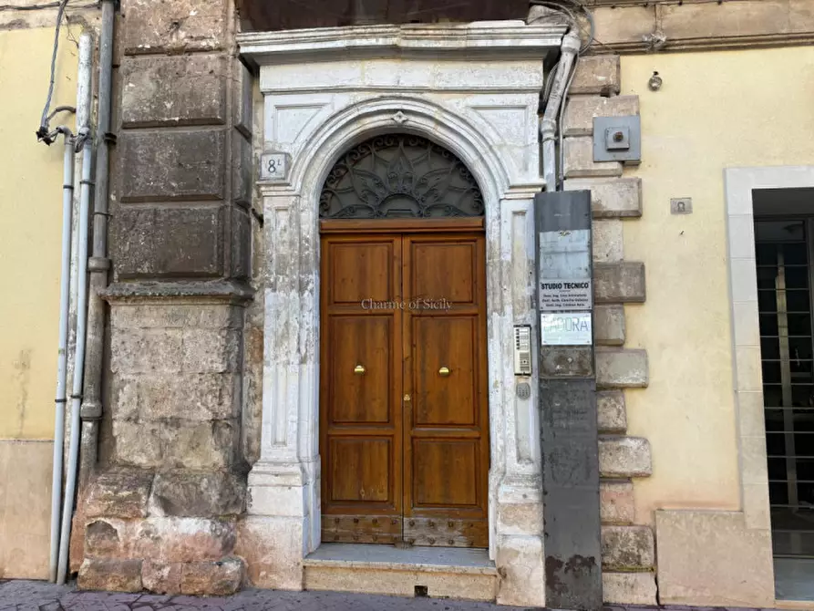 Immagine 5 di Casa indipendente in vendita  in Corso Umberto I a Modica