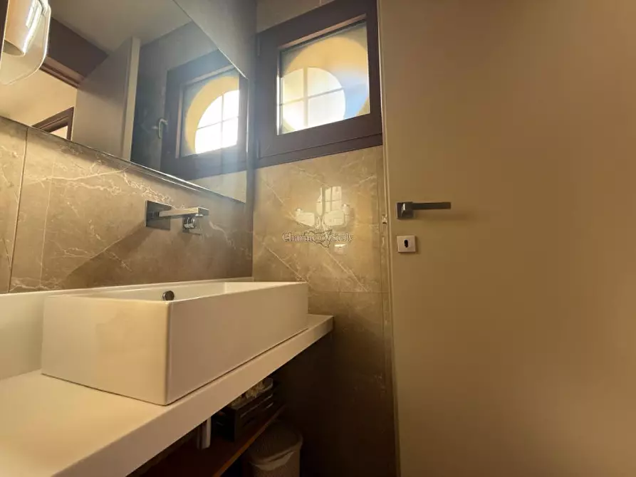 Immagine 21 di Casa indipendente in vendita  in Corso Umberto I a Modica