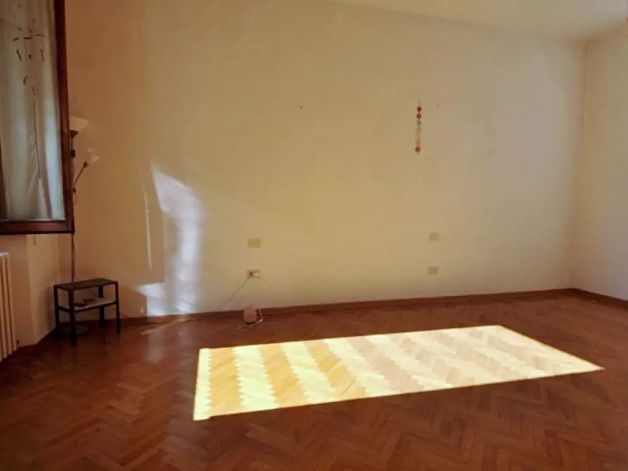 Immagine 10 di Appartamento in vendita  in Via Giovanni da San Giovanni a San Giovanni Valdarno