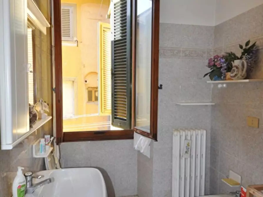 Immagine 12 di Appartamento in vendita  in Via Giovanni da San Giovanni a San Giovanni Valdarno