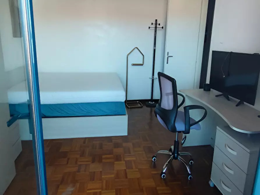 Immagine 11 di Appartamento in vendita  in Via dell'Aquila a Terni