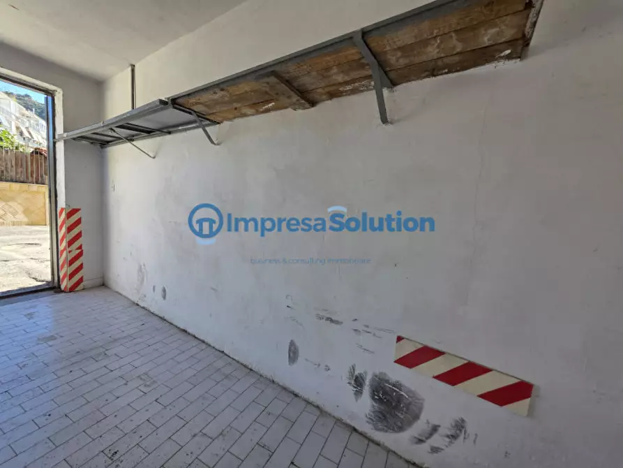 Immagine 17 di Garage in vendita  in Via Vicinale Campanile a Napoli