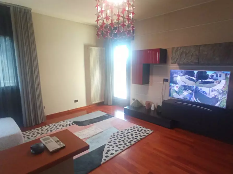 Immagine 1 di Casa bifamiliare in vendita  in Via Giuseppe Verdi a Montegrotto Terme