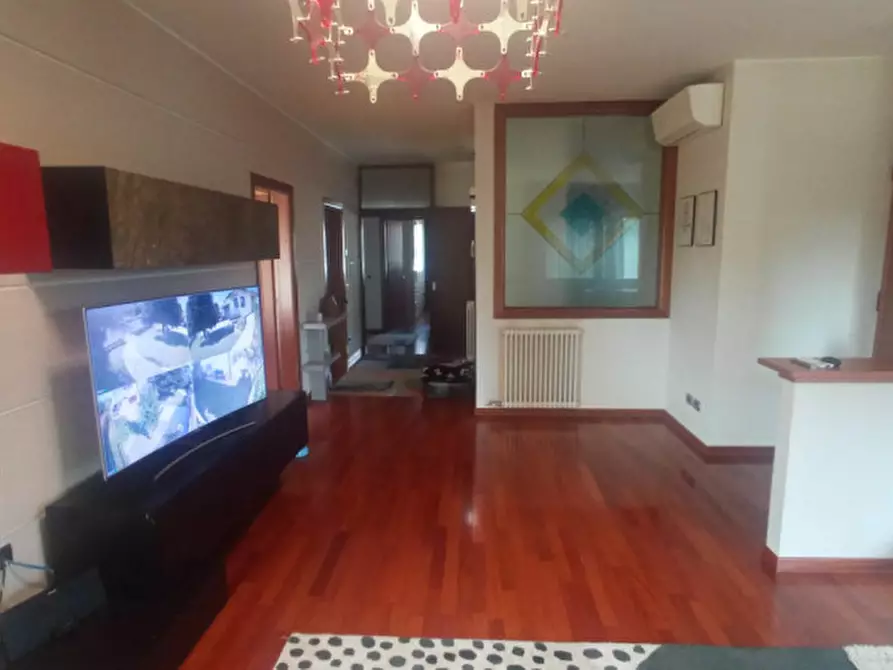 Immagine 5 di Casa bifamiliare in vendita  in Via Giuseppe Verdi a Montegrotto Terme