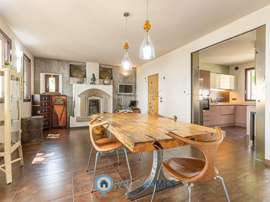 Immagine 15 di Villa in vendita  in Via Fontanelle a Arqua' Petrarca