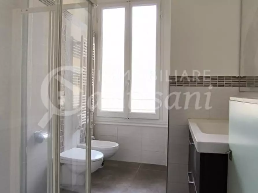 Immagine 10 di Camera in affitto  in Via Giandomenico Romagnosi a Firenze