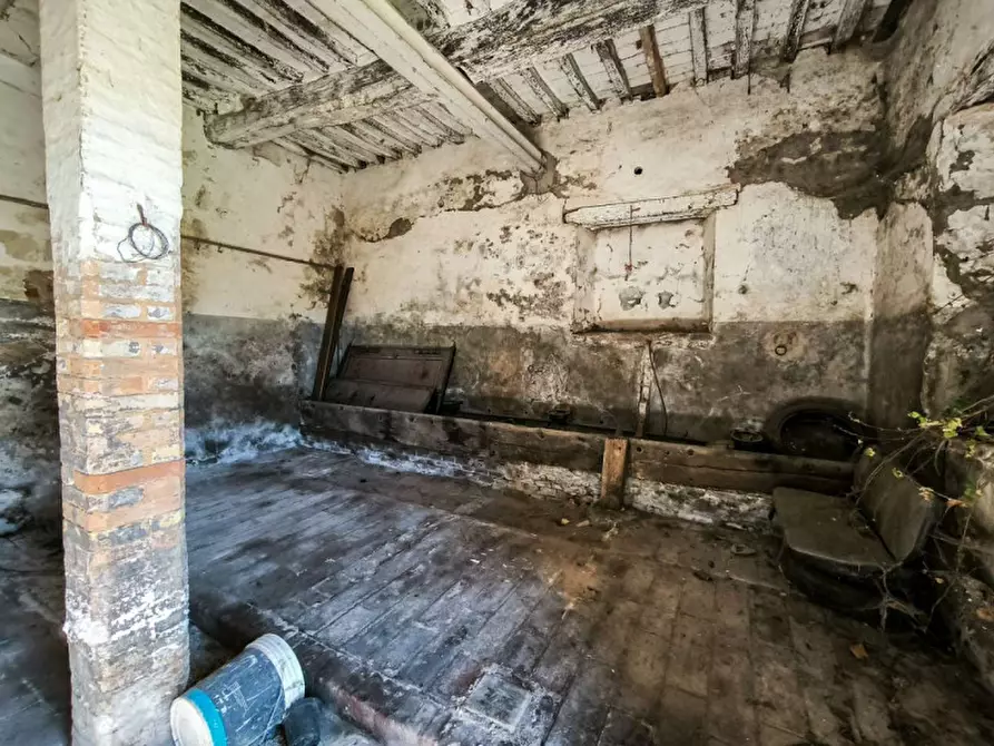 Immagine 27 di Rustico / casale in vendita  in Via Paradiso a Sant'angelo In Vado