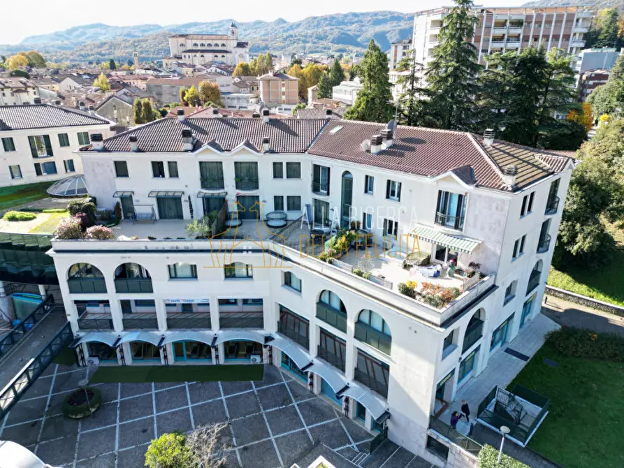 Immagine 1 di Attico in vendita  in Via Baratto 10 a Schio