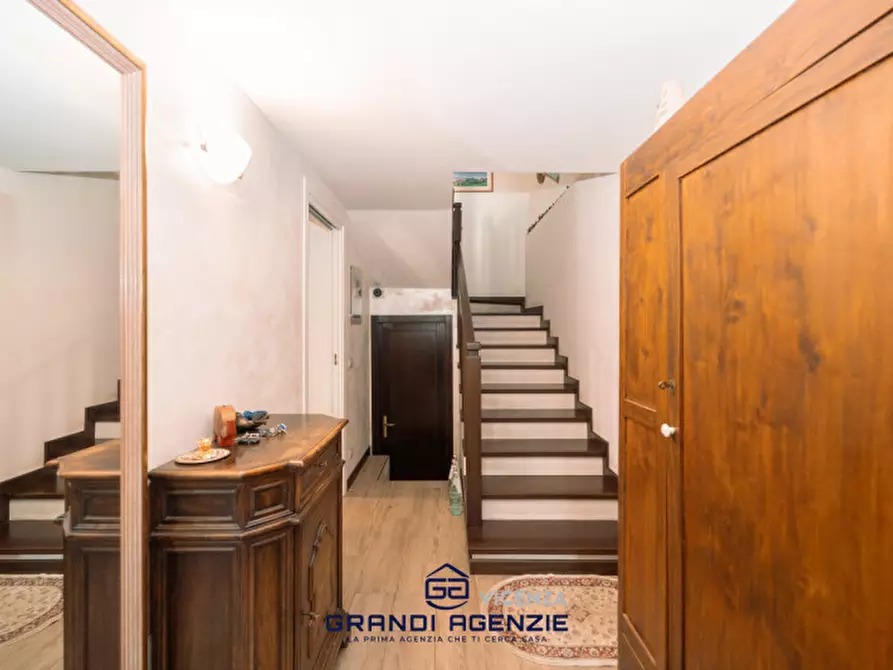 Immagine 2 di Villetta a schiera in vendita  in Via Almerigo Girotto, 33 a Vicenza