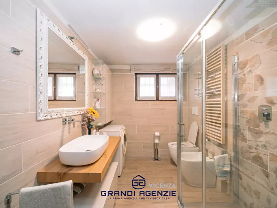 Immagine 4 di Villetta a schiera in vendita  in Via Almerigo Girotto, 33 a Vicenza