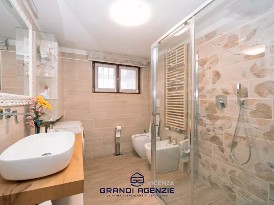 Immagine 5 di Villetta a schiera in vendita  in Via Almerigo Girotto, 33 a Vicenza