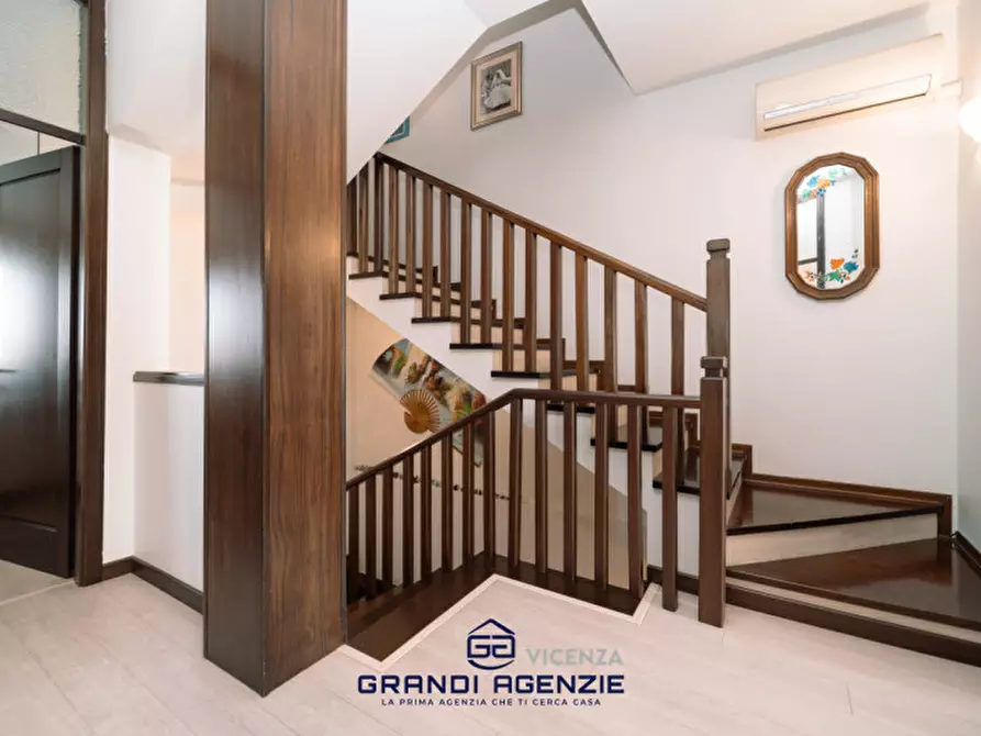 Immagine 12 di Villetta a schiera in vendita  in Via Almerigo Girotto, 33 a Vicenza