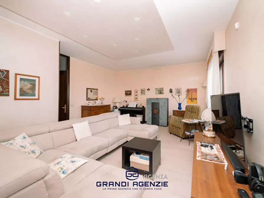 Immagine 21 di Villetta a schiera in vendita  in Via Almerigo Girotto, 33 a Vicenza