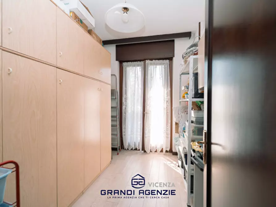 Immagine 23 di Villetta a schiera in vendita  in Via Almerigo Girotto, 33 a Vicenza