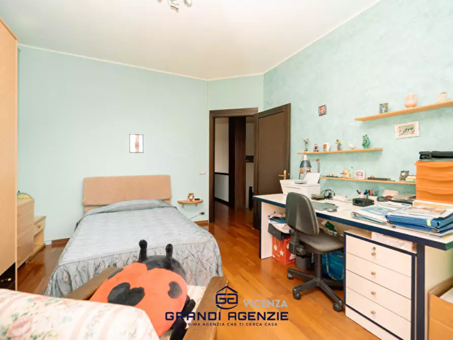 Immagine 26 di Villetta a schiera in vendita  in Via Almerigo Girotto, 33 a Vicenza