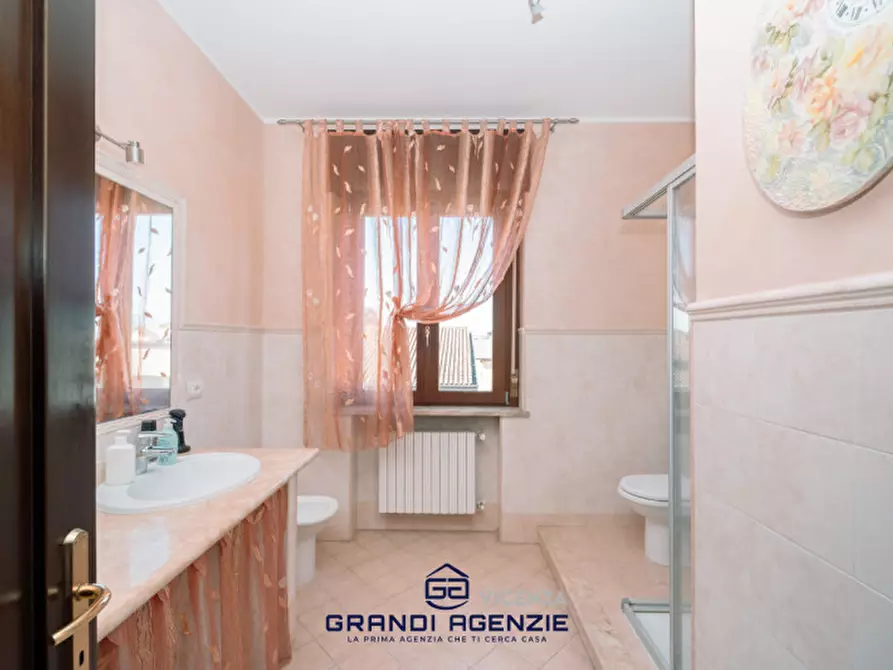 Immagine 33 di Villetta a schiera in vendita  in Via Almerigo Girotto, 33 a Vicenza