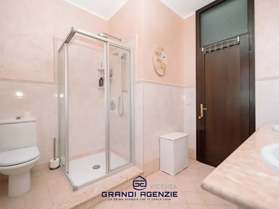 Immagine 34 di Villetta a schiera in vendita  in Via Almerigo Girotto, 33 a Vicenza