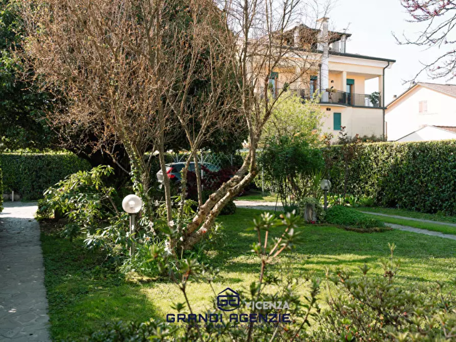 Immagine 40 di Villetta a schiera in vendita  in Via Almerigo Girotto, 33 a Vicenza