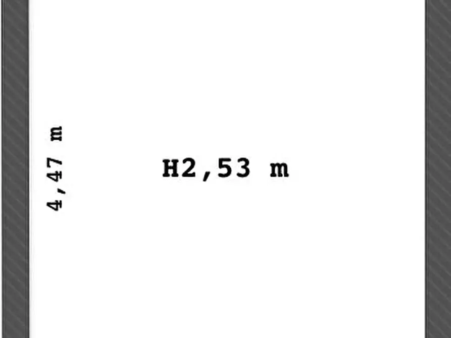Immagine 16 di Garage in vendita  in Via Vicinale Campanile a Napoli
