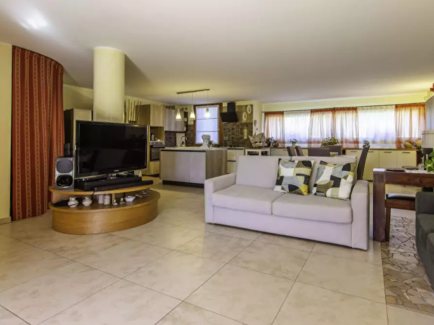 Immagine 5 di Villa in vendita  a Mirano