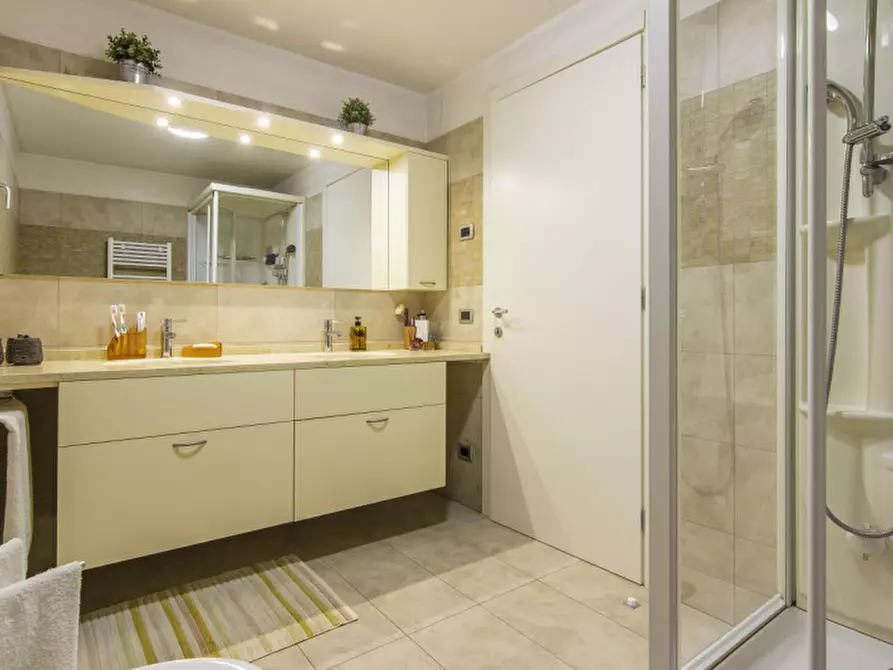 Immagine 20 di Villa in vendita  a Mirano