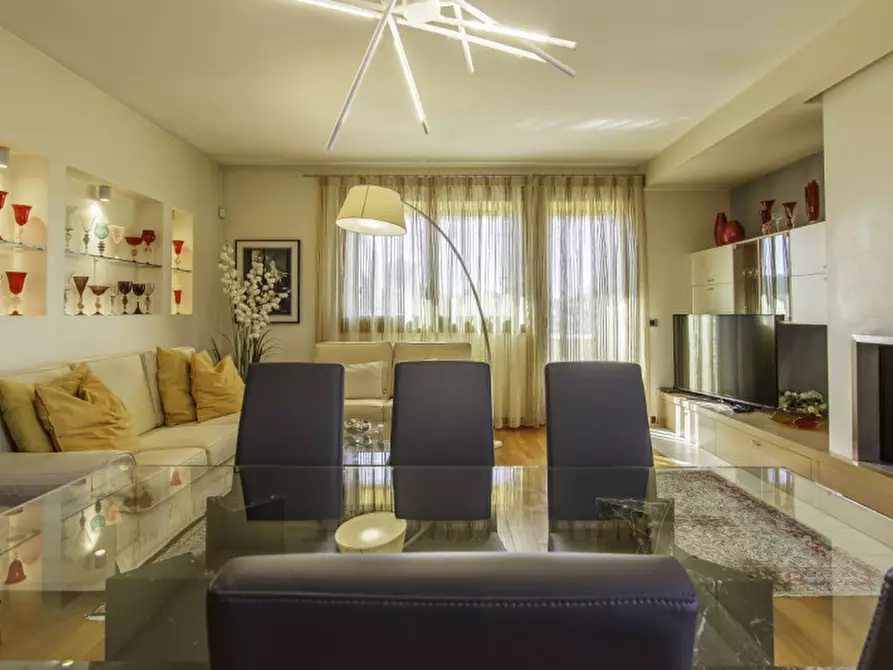 Immagine 31 di Villa in vendita  a Mirano