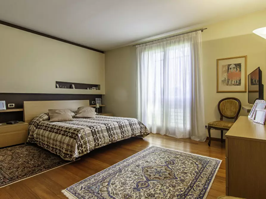 Immagine 33 di Villa in vendita  a Mirano