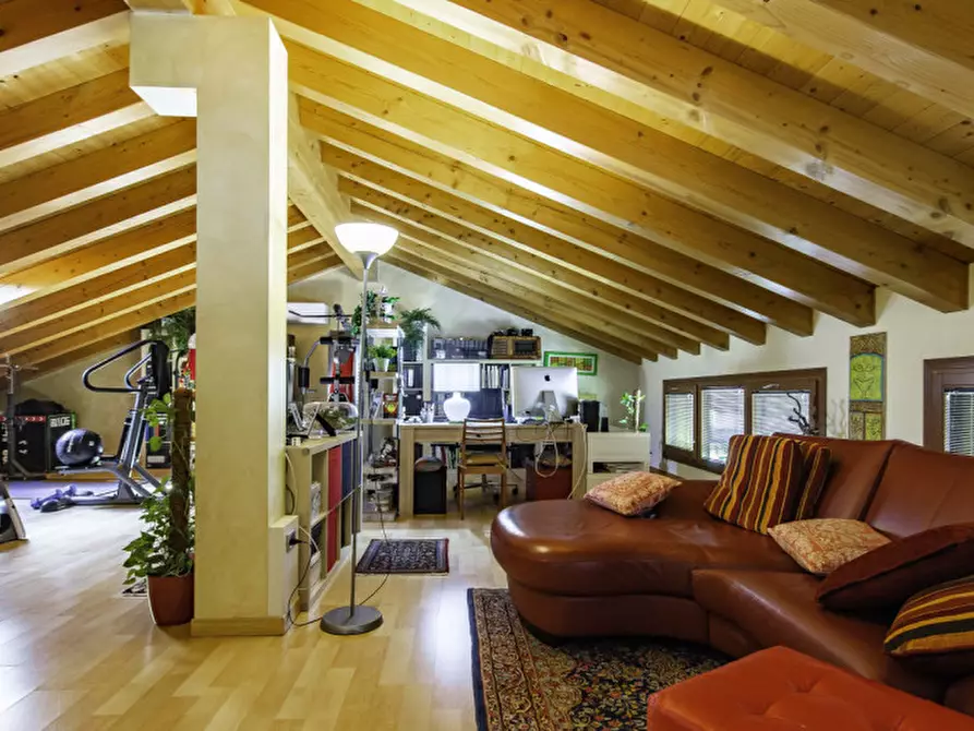 Immagine 45 di Villa in vendita  a Mirano
