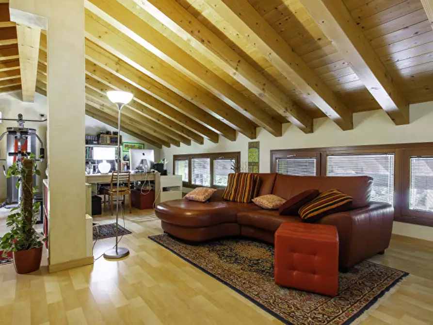 Immagine 46 di Villa in vendita  a Mirano