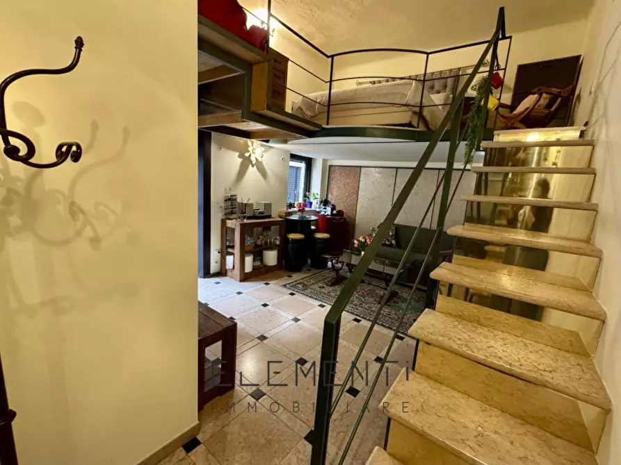 Immagine 5 di Negozio in vendita  in Via Filippo Rosa Morando a Verona