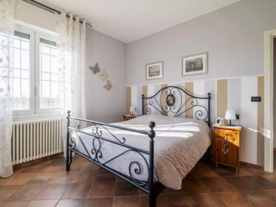 Immagine 6 di Villa in vendita  in Via Tortorelli a Budrio