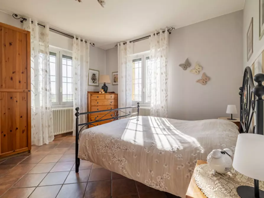 Immagine 14 di Villa in vendita  in Via Tortorelli a Budrio