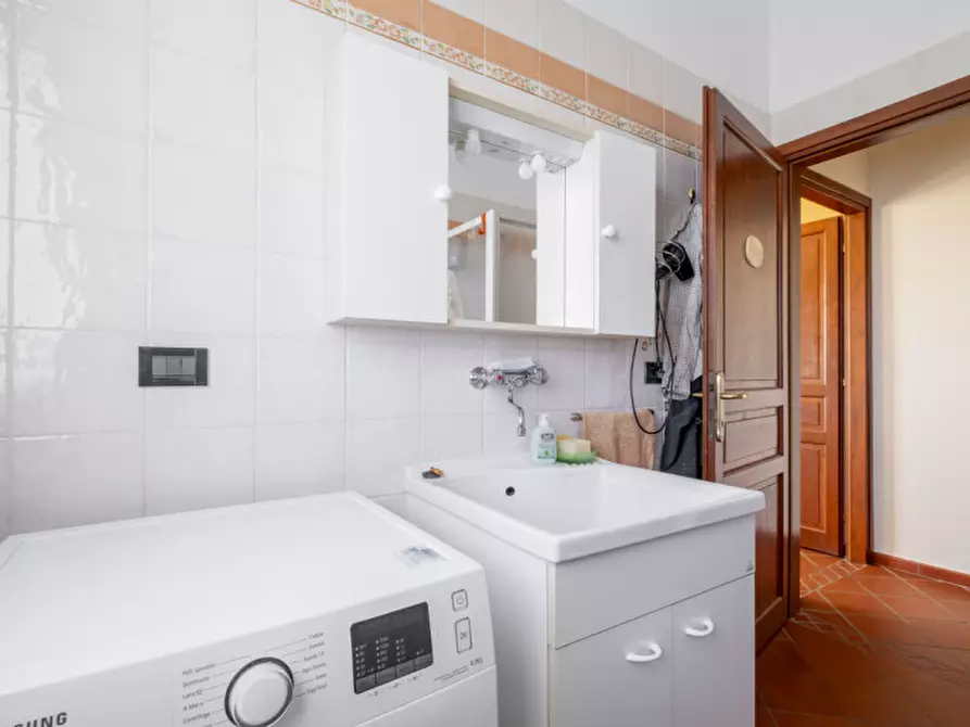 Immagine 22 di Villa in vendita  in Via Tortorelli a Budrio