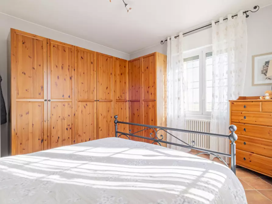 Immagine 26 di Villa in vendita  in Via Tortorelli a Budrio