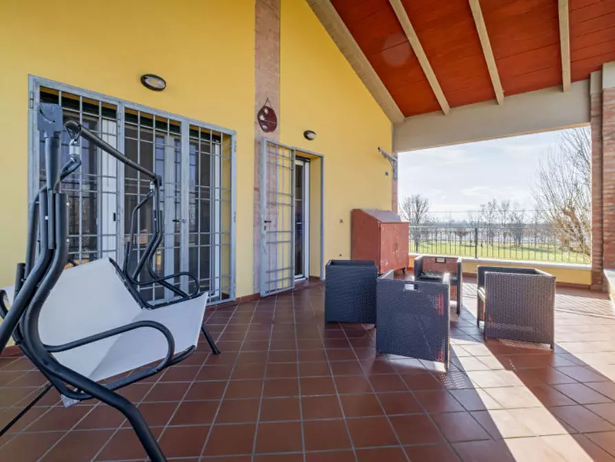 Immagine 27 di Villa in vendita  in Via Tortorelli a Budrio