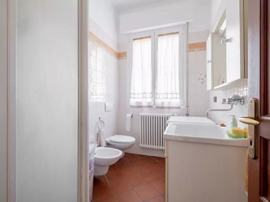 Immagine 31 di Villa in vendita  in Via Tortorelli a Budrio