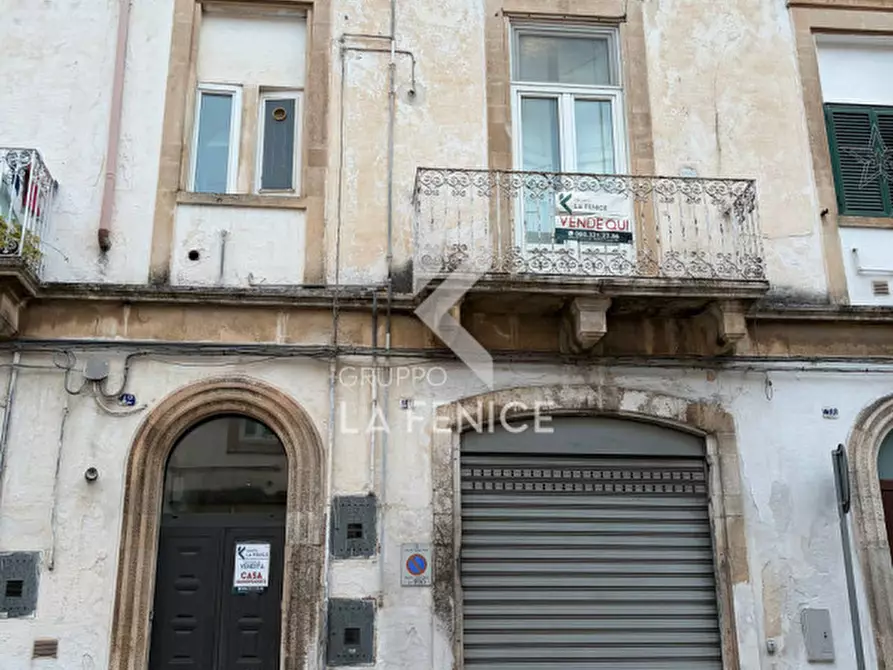 Immagine 1 di Casa indipendente in vendita  in Corso dei Mille 42 a Martina Franca