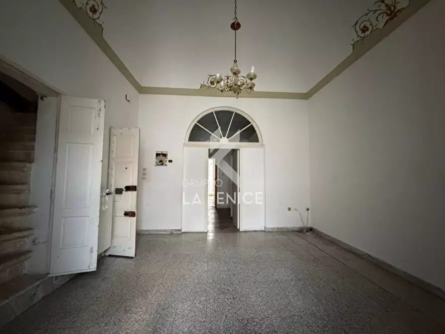 Immagine 13 di Casa indipendente in vendita  in Corso dei Mille 42 a Martina Franca