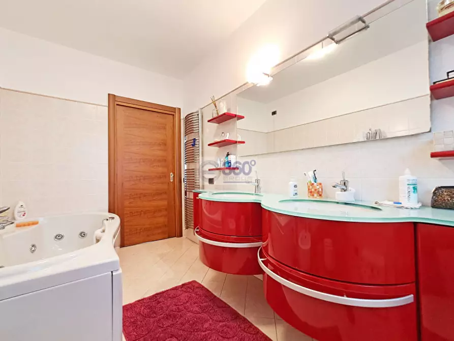 Immagine 24 di Villetta a schiera in vendita  in Via San Carlo Borromeo a Erbusco