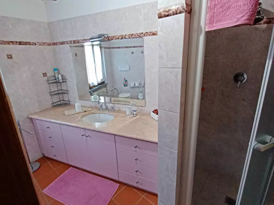 Immagine 1 di Casa indipendente in vendita  in Via per Pedona a Camaiore