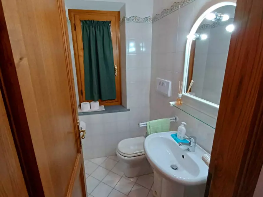 Immagine 3 di Casa indipendente in vendita  in Via per Pedona a Camaiore