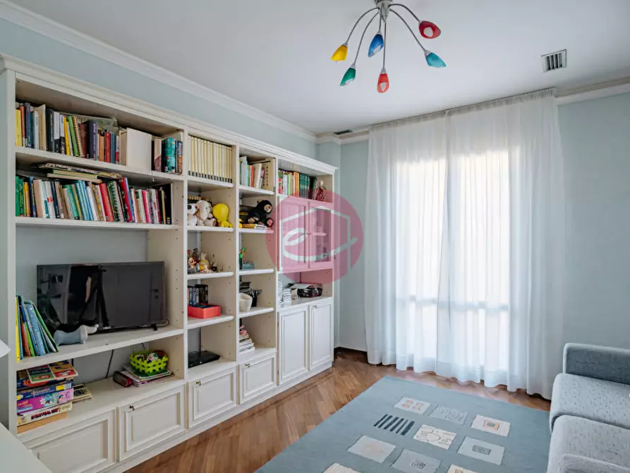 Immagine 14 di Villa in vendita  a Savignano Sul Rubicone