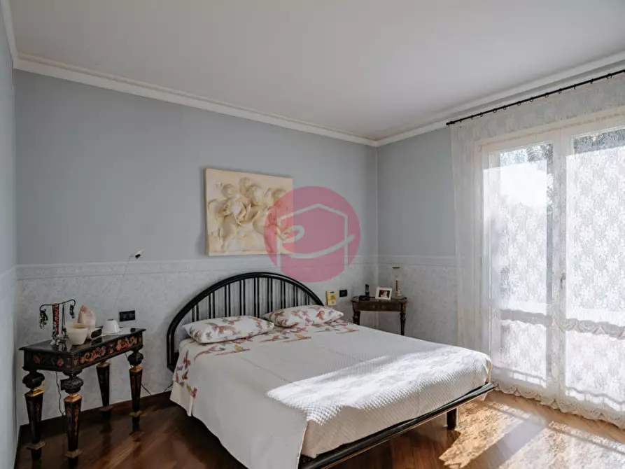 Immagine 17 di Villa in vendita  a Savignano Sul Rubicone