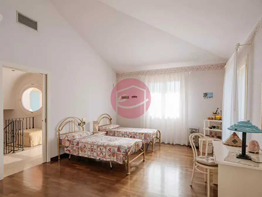 Immagine 24 di Villa in vendita  a Savignano Sul Rubicone