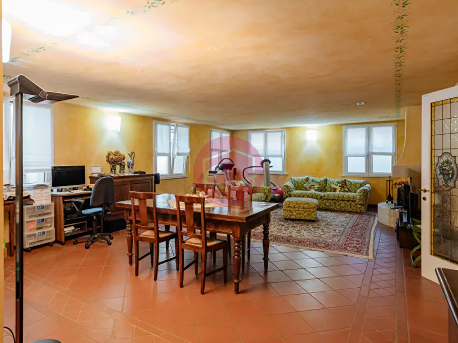 Immagine 32 di Villa in vendita  a Savignano Sul Rubicone