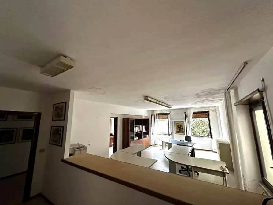 Immagine 2 di Appartamento in vendita  in via istiritta a Nuoro