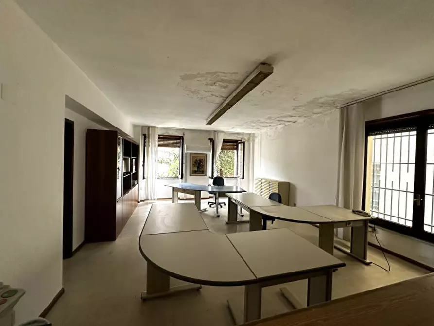 Immagine 7 di Appartamento in vendita  in via istiritta a Nuoro