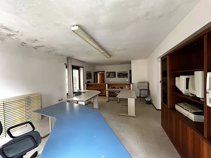 Immagine 9 di Appartamento in vendita  in via istiritta a Nuoro