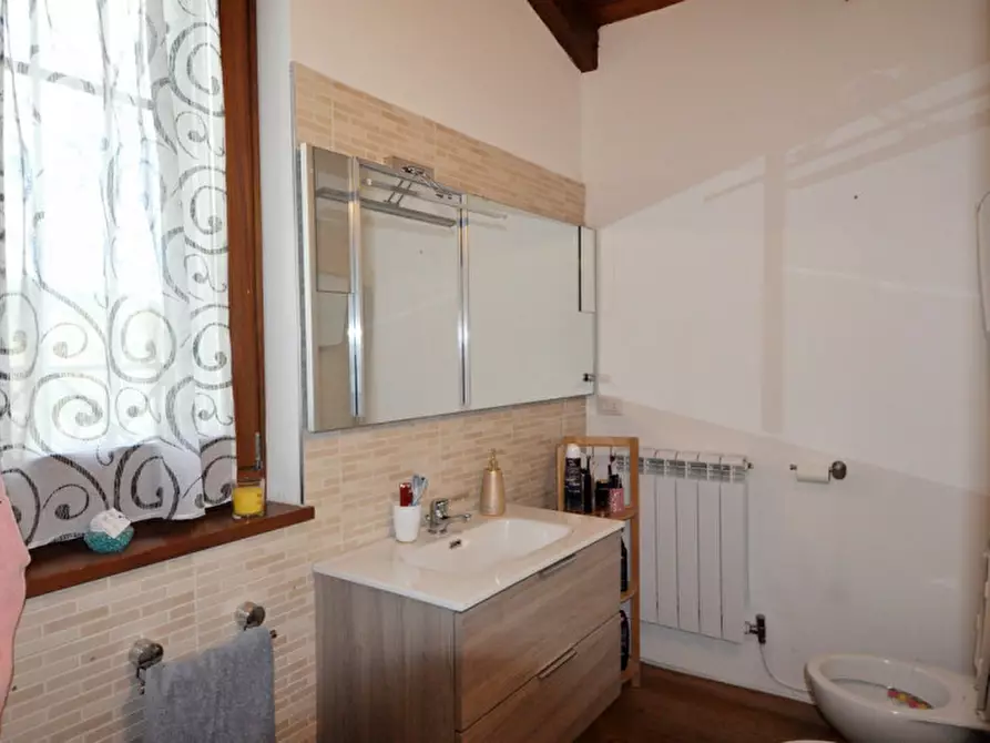 Immagine 8 di Appartamento in vendita  in Via Antonio Vivaldi a Loro Ciuffenna