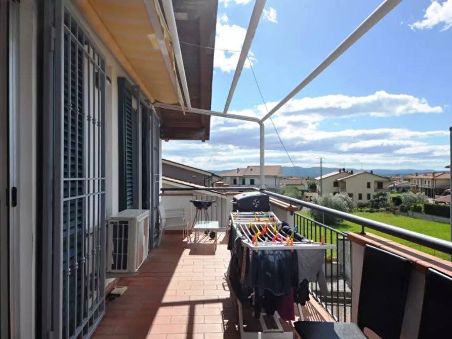 Immagine 10 di Appartamento in vendita  in Via Antonio Vivaldi a Loro Ciuffenna